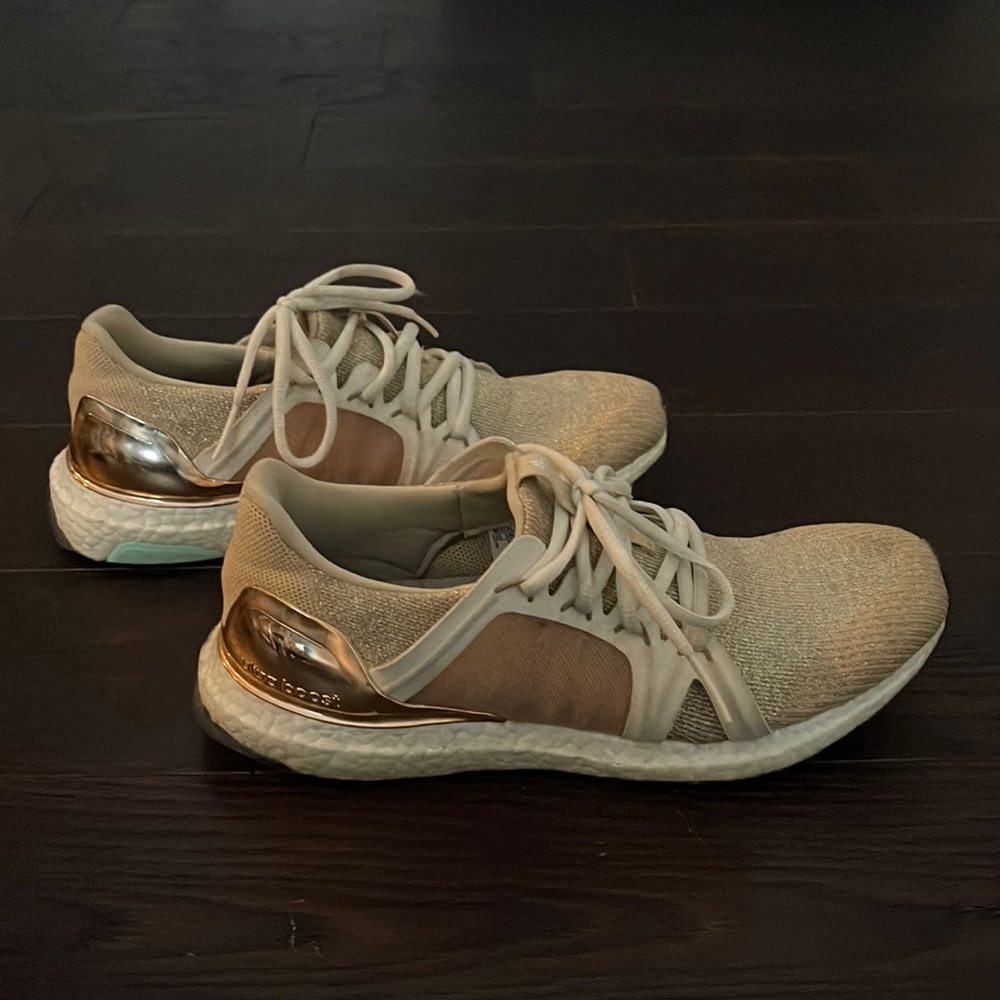 Stella McCartney x Adidas Ultraboost ultra metallic - gold/rose gold toned